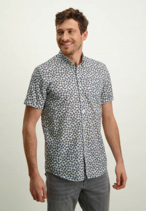 Shirt-with-chest-pocket
