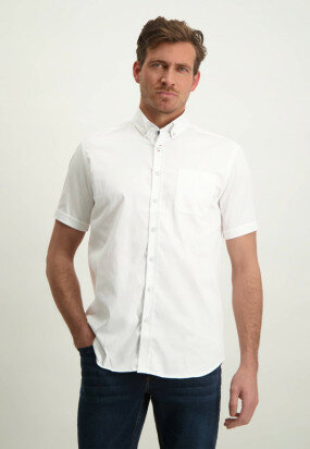 Cotton-shirt-with-stretch---white-plain